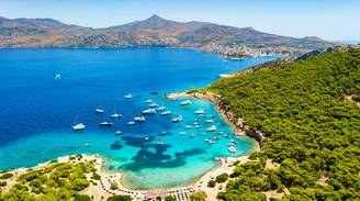 An iconic view of Aegina